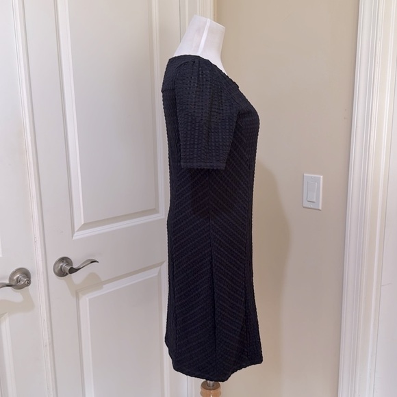 Anthropologie Maeve Cocteau Navy Short Sleeve Seersucker Sheath Dress Medium - Picture 5 of 10